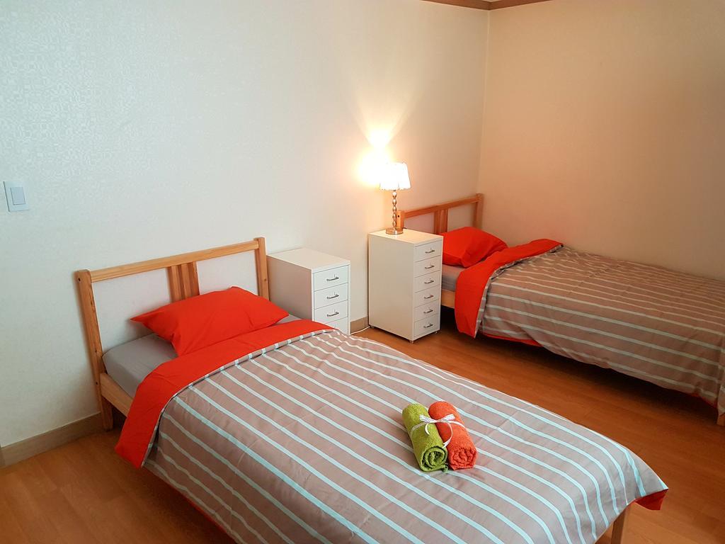 Bed & Breakfast Roommate In Ehwa 2*